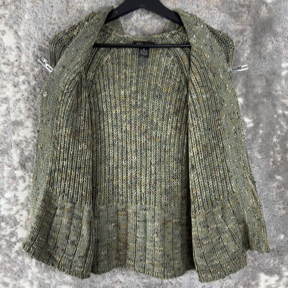 BCBGMaxazria Size M Big Single Button Snap Button Ribbed Knit Cardigan Sweater - Picture 4 of 9